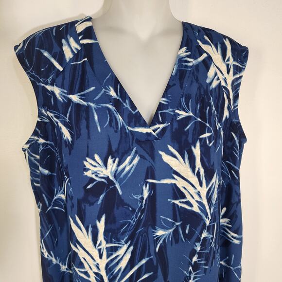 Nic+Zoe Womens Vintage Botanical Tank M Blue White Printed Woven V Neck Ragland - Picture 3 of 8